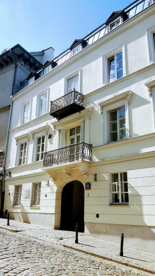 Marta Old Town Апартаменти *