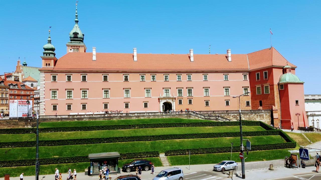 Marta Old Town Апартаменти *